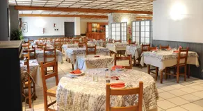 Hotel Restaurant Txistulari - Image 5