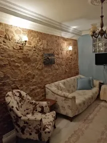 Rum evi taş bina - Image 2
