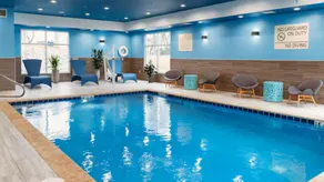 Hampton Inn & Suites by Hilton Ludington Michigan - Image 2