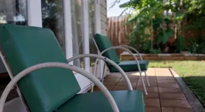 Charming Private Guest Suite Close to Hospital - Image 3
