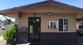 Economy Inn - Image 5