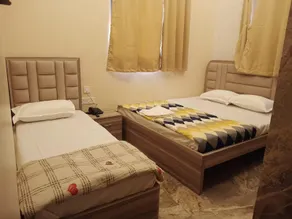 Marquis Luxe Guest House - Image 5