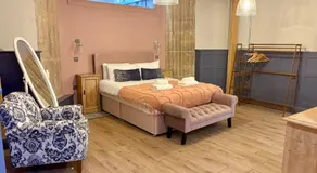 Old St Peter's Church - Unique Stay near Cardiff - Image 2