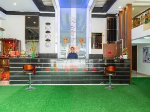 Xin Hu Hotel - Image 2