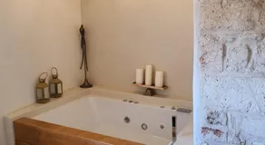 Caterina's Suites & Apartament - Image 2