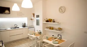 Lenotti Bed and Breakfast - Image 4