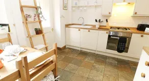Robin Cottage - Image 3