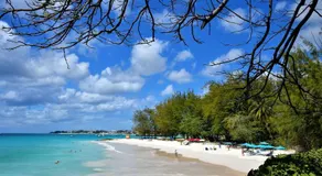 CoralStone Escape near beach and airport with private garden - Image 3