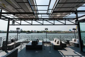 V VAREE Bangkok - Image 4