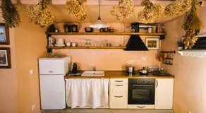 Rustic Rose - Private Premium house - Image 4