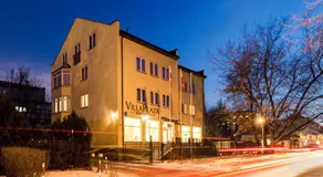 Villa Plaza - Image 4