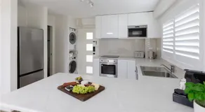 Coastal Views - waterfront guest apartment - Image 3