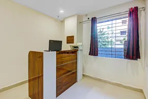 Hotel O Ab Residency Near Miraj Cinemas - Shalini Shivani - Image 2