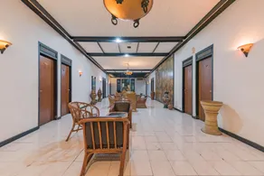 Urbanview Hotel Crown Tasikmalaya by RedDoorz - Image 3