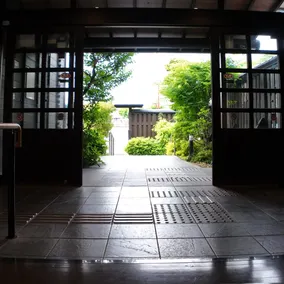 Natural Hot Spring Villa MOTONOYU - Image 5