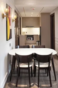 OTIS APARTMENT - Image 3