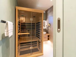 Haven With Sauna & Pool - Image 5