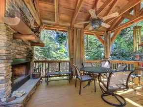 Black Bear Lodge - Image 4