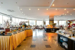 Muong Thanh Luxury Song Han Hotel - 10 Minutes to Da Nang Airport & 800m to Dragon Bridge - Image 4