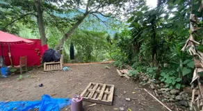 Red Tent - Image 2