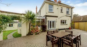 Foy House - Image 4