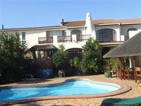 Gordons Bay Guest House - Image 3