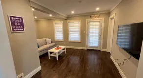 Modern 3Bed house Near River ,Casino Sleeps 8 - Image 2