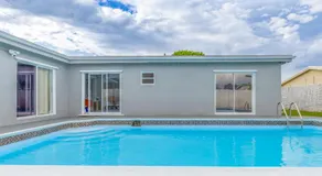 Private Pool Family Fun Fenced Backyard - Image 5