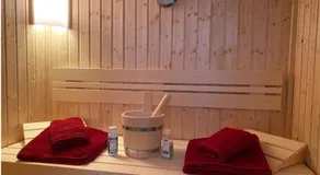 Modernes Reetdach-Ostseeferienhaus Bella Mare, Insel Usedom mit Sauna, Kamin & Sonnenterrasse - Image 5