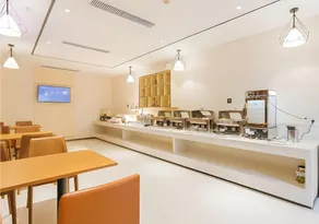 City Comfort Inn Foshan Ronggui Bus Station - Image 2