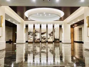 Juchunyuan Binjiang Holiday Hotel - Image 3