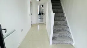 5 Bedroom detached House near Edinburgh Airport for Contractors and Family with free parking - Image 4