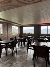 The Queens Inn - Image 2