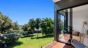 The Ridge at Maleny 1 Bedroom Villa with Spa - Image 4