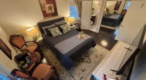 Vintage Pines Guest House - Image 5