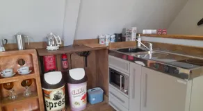 Quaint Studio Loft Room nr Hampton Court - Image 3