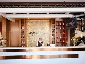 James Joyce Coffetel Qingdao Jiaodong International Airport Jiaodong Metro Station - Image 4