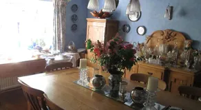 Clayton Wickham Farmhouse - Image 4