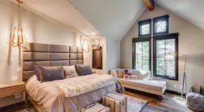 Walk to the slopes! Completely remodeled with 5-star finishes and private hot tub! - Image 2