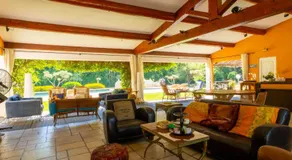 Belle villa provençale et dépendances dans un domaine de 2 Ha piscine, sauna, balnéo - Image 2