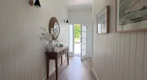 Riverside Living with Private Jetty - Image 5