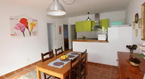 Casa familiar cerca del mar con piscina privada, WiFi, aire acondicionado, admiten mascotas - ES-184-47 - Image 4