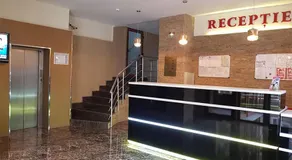 Hotel Uranus - Image 4
