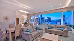 Villa Ida - Indoor Heated Pool, Sauna, Games Room and Gym - Image 5