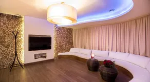 Arena Hotel Spa & Wellness - Image 2