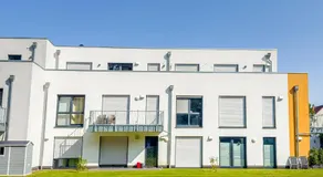 ImmoStay #3 - Penthouse mit zwei Balkonen & Seeblick, Parking & WiFi - Image 4