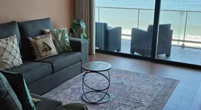 Ocean Breeze Apartment - Image 2