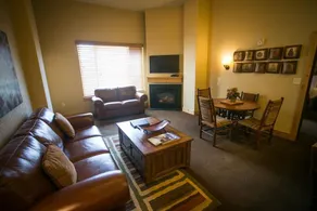 Large Condo, Steps Away from Canyons Village - Image 2