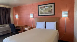 Parkview Motel - Image 2