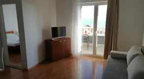 Apartments Dinko - Image 2